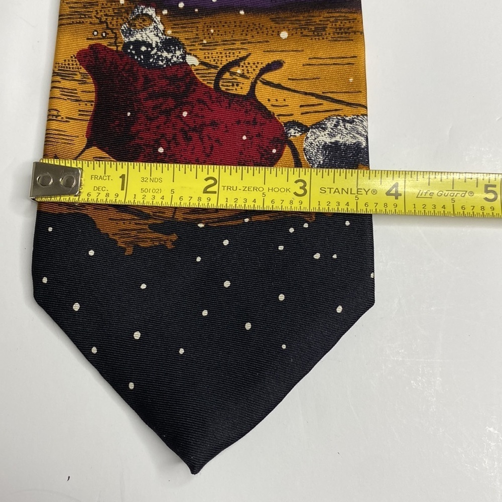 Vintage New Haven Neckwear Company Christmas Tie With Snowy Scene & Sleigh - Picture 5 of 5